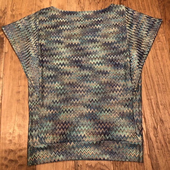 🎉3/$15 The Limited Chevron Butterfly Sleeve Top - Picture 7 of 8